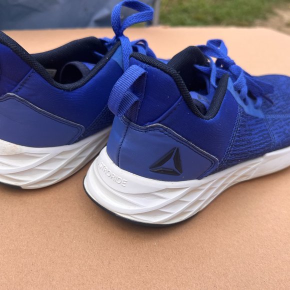 reebok astroride strike running shoes